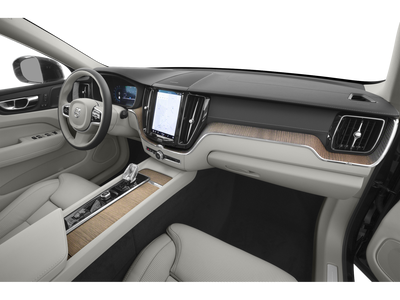 2024 Volvo XC60 Recharge Plug-In Hybrid Plus Dark Theme