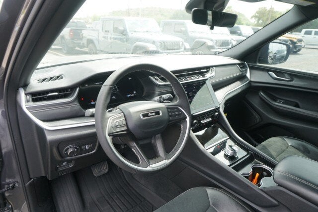 2025 Jeep Grand Cherokee L Laredo X