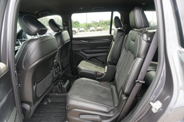 2025 Jeep Grand Cherokee L Laredo X