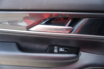 2023 Jeep Wagoneer Base