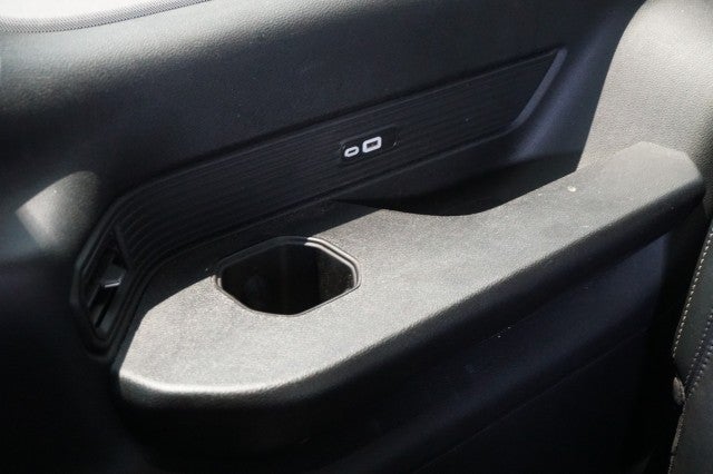 2023 Jeep Wagoneer Base