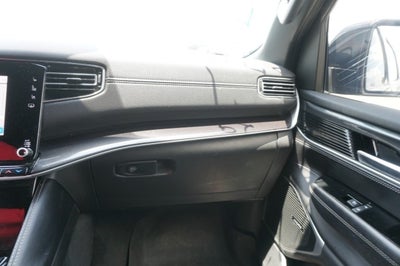 2023 Jeep Wagoneer Base