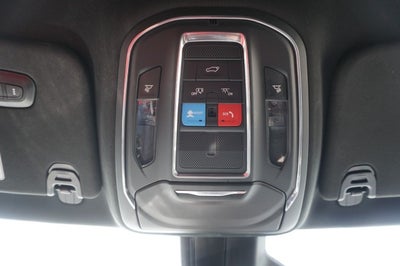 2023 Jeep Wagoneer Base