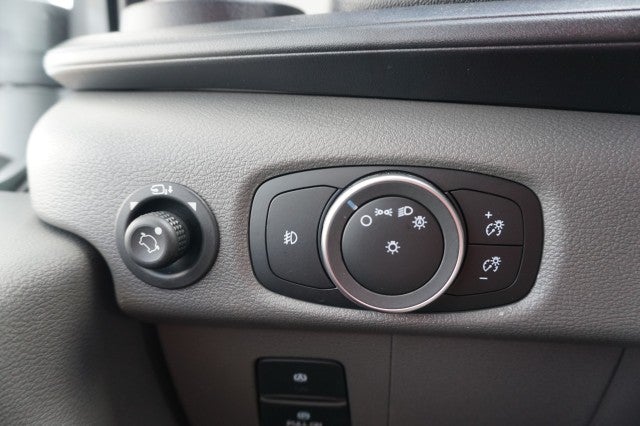 2025 Ford Transit Passenger Wagon XL