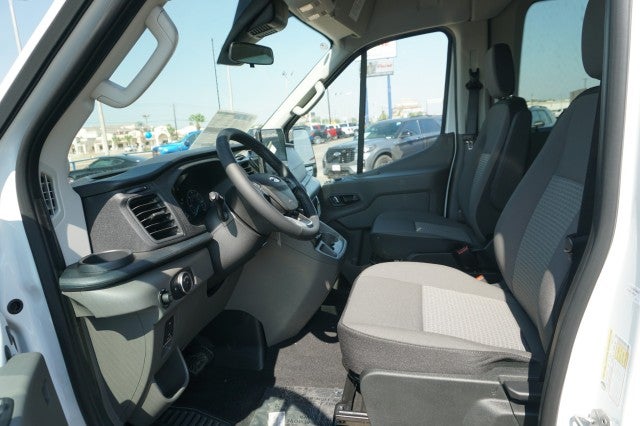 2025 Ford Transit Passenger Wagon XL