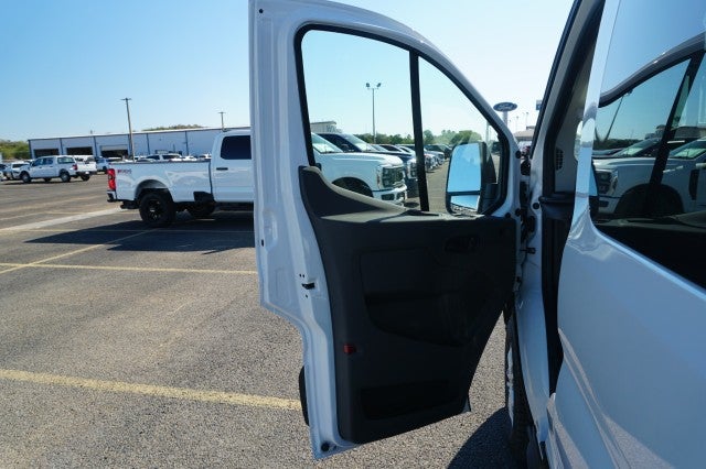 2025 Ford Transit Passenger Wagon XL