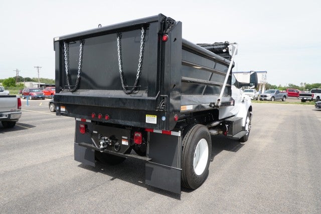2027 Ford F-650-750 F-650 SD Diesel Straight Frame