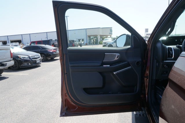 2027 Ford Expedition Tremor