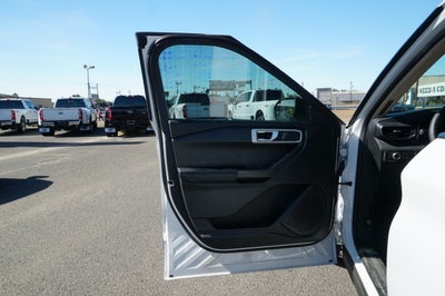 2021 Ford Explorer Base