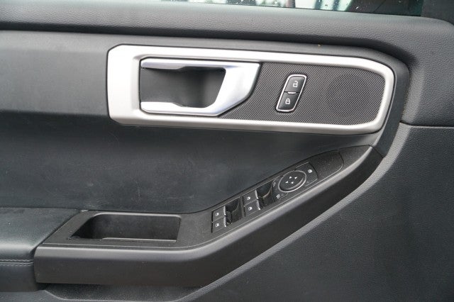 2021 Ford Explorer Base