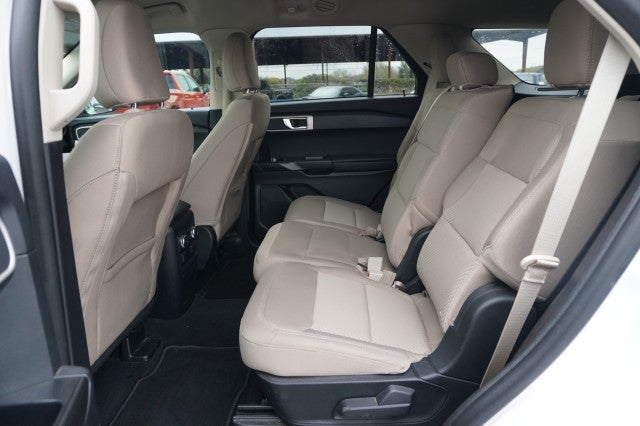 2021 Ford Explorer Base