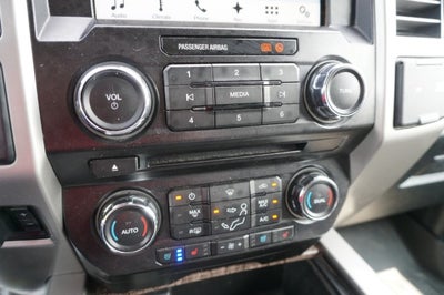 2017 Ford Super Duty F-250 SRW Lariat