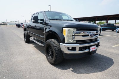 2017 Ford Super Duty F-250 SRW Lariat