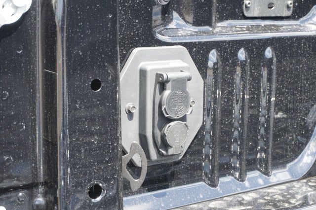 2027 Ford Super Duty F-250 SRW XL