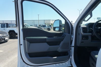 2027 Ford Super Duty F-350 SRW XL