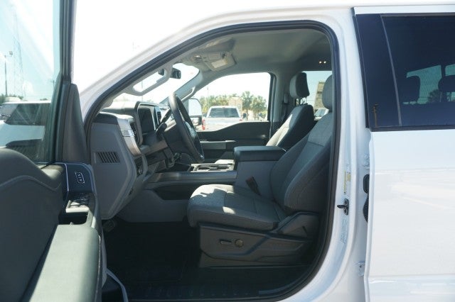 2027 Ford Super Duty F-350 SRW XL