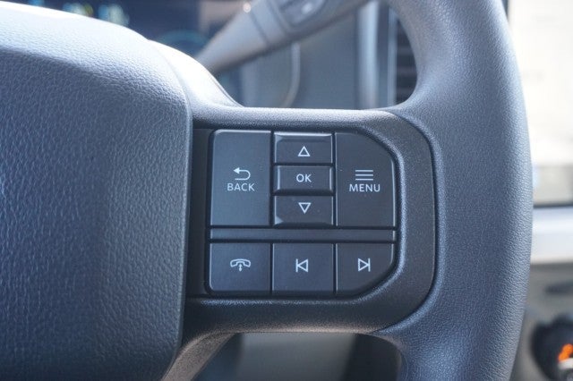 2027 Ford Super Duty F-350 SRW XL