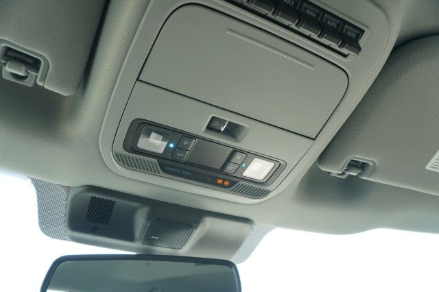 2027 Ford Super Duty F-350 SRW XL