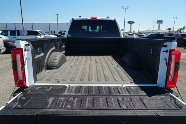 2027 Ford Super Duty F-350 SRW XL