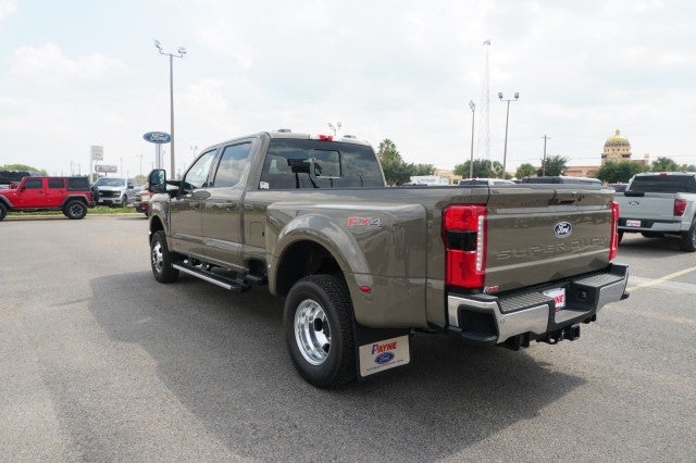 2027 Ford Super Duty F-350 DRW XL