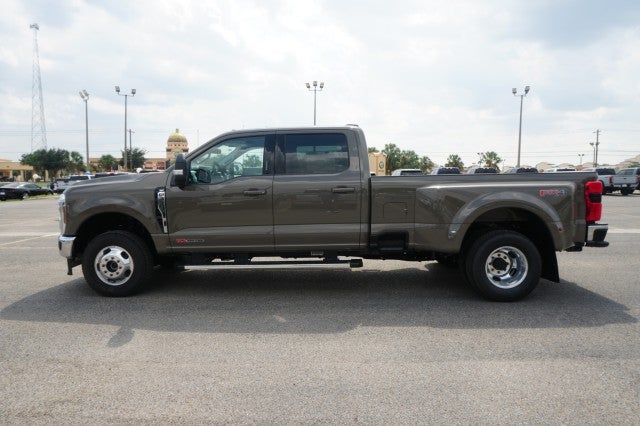 2027 Ford Super Duty F-350 DRW XL