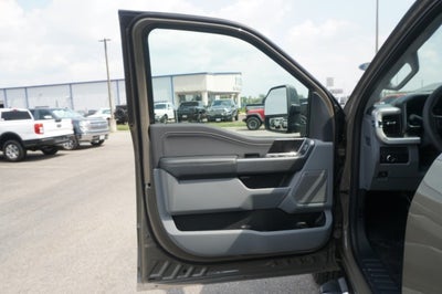 2027 Ford Super Duty F-350 DRW XL