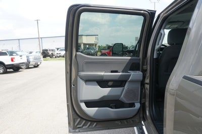 2027 Ford Super Duty F-350 DRW XL