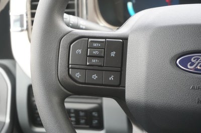 2027 Ford Super Duty F-350 DRW XL