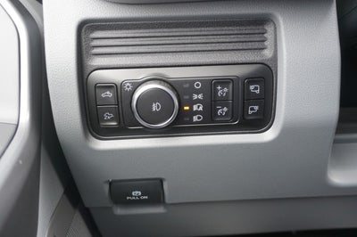 2027 Ford Super Duty F-350 DRW XL