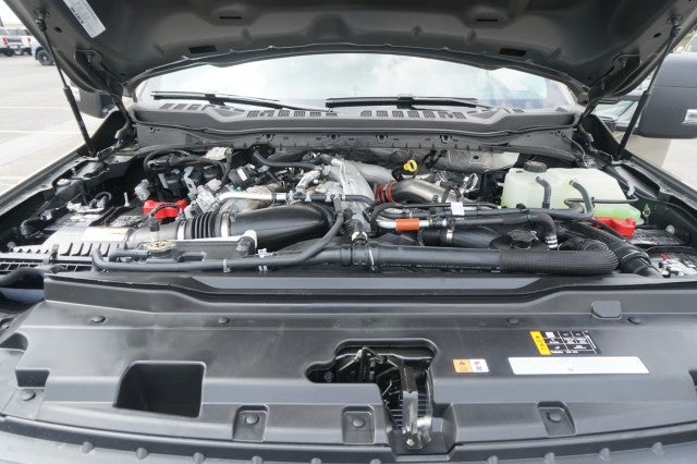 2027 Ford Super Duty F-350 DRW XL
