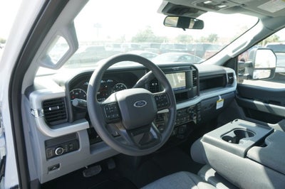 2026 Ford Super Duty F-350 DRW XL