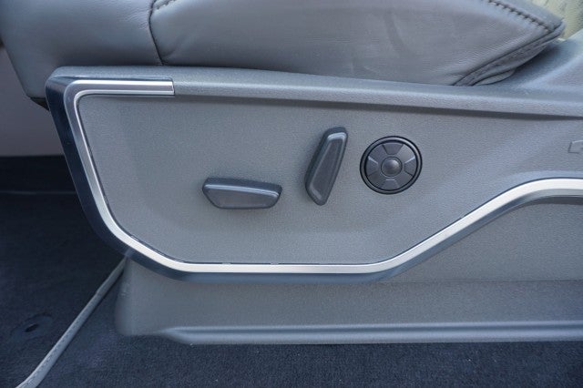 2027 Ford Super Duty F-450 DRW XL