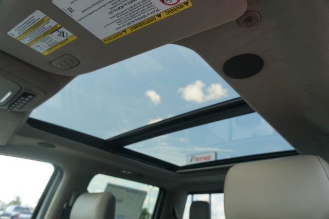 2027 Ford Super Duty F-450 DRW XL