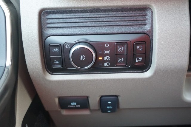 2027 Ford Super Duty F-450 DRW XL