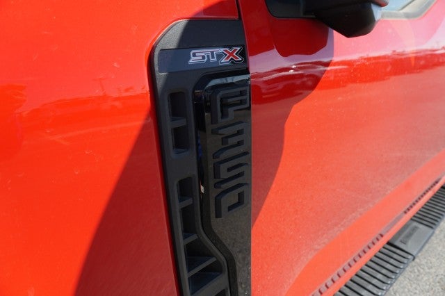 2025 Ford Super Duty F-350 SRW XL