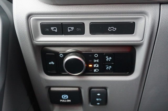 2023 Ford F-150 Lightning XLT