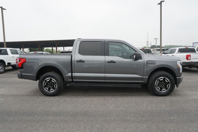 2023 Ford F-150 Lightning XLT
