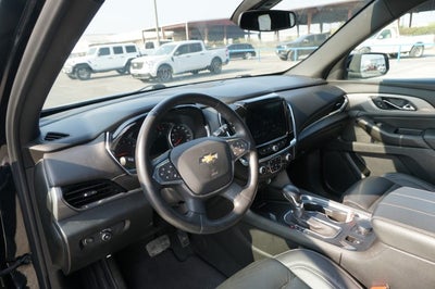 2022 Chevrolet Traverse LT Leather