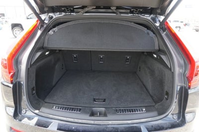 2022 Cadillac XT4 FWD Premium Luxury