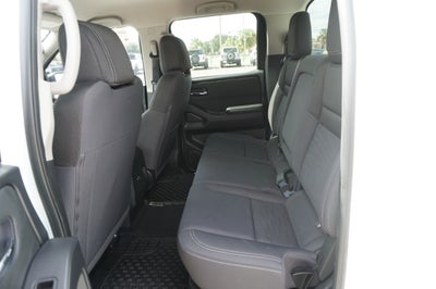 2024 Nissan Frontier SV