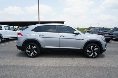 2024 Volkswagen Atlas Cross Sport 2.0T SE w/Technology