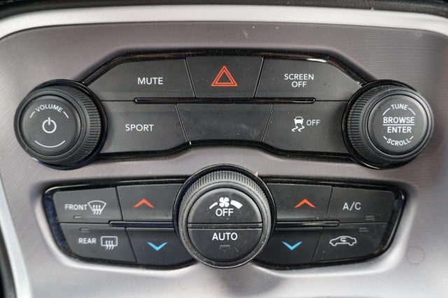 2022 Dodge Challenger SXT