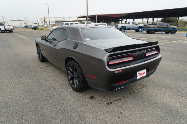 2022 Dodge Challenger SXT