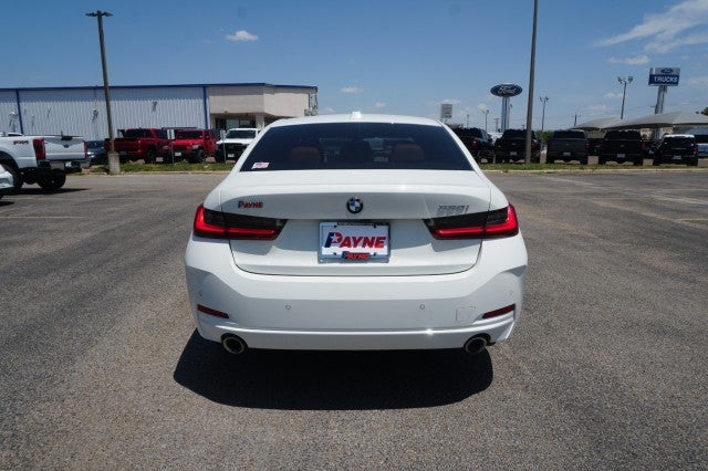 2024 BMW 3 Series 330i