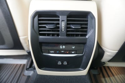 2024 BMW 3 Series 330i