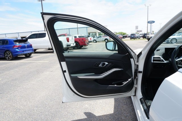 2025 BMW 3 Series 330i xDrive