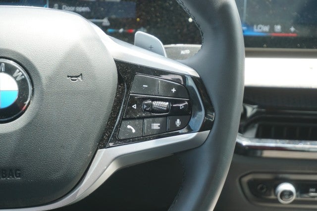 2025 BMW 3 Series 330i xDrive