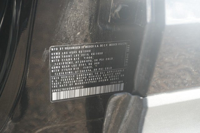 2025 Volkswagen Taos SE