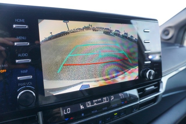 2022 Toyota Sienna XLE Woodland Edition