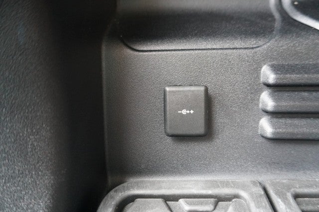 2024 Land Rover Defender S